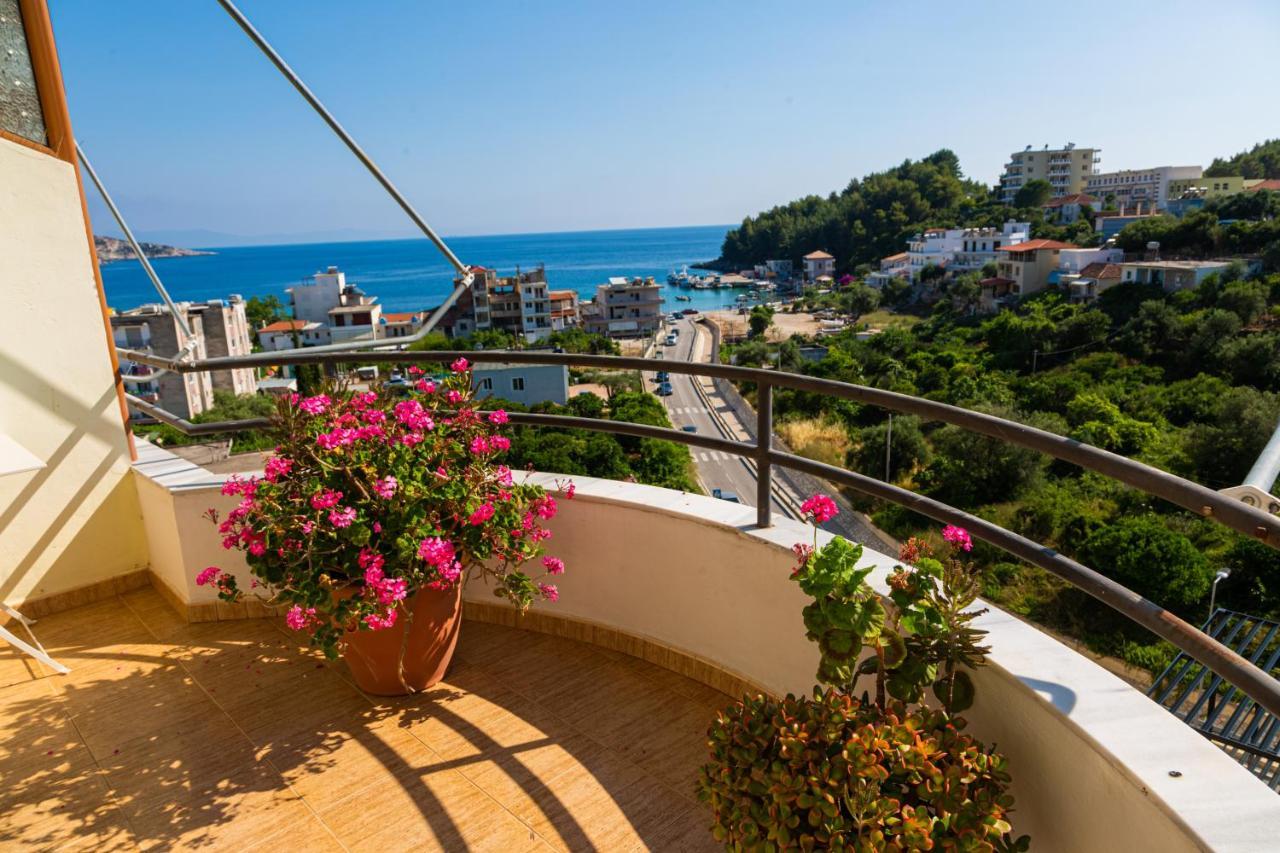 Central Sunset View Apartment Himare Exterior photo